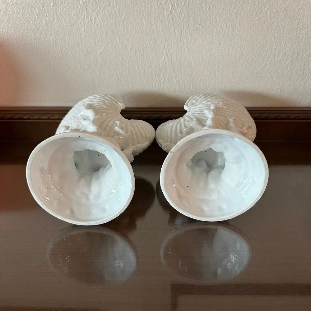 Vintage Royal Worcester Porcelain Shell Vase Pair Coastal Sea Life Decor 9''
